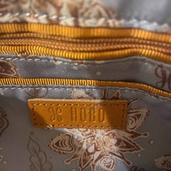 HOBO Teal Wristlet Clutch - Picture 4 of 4